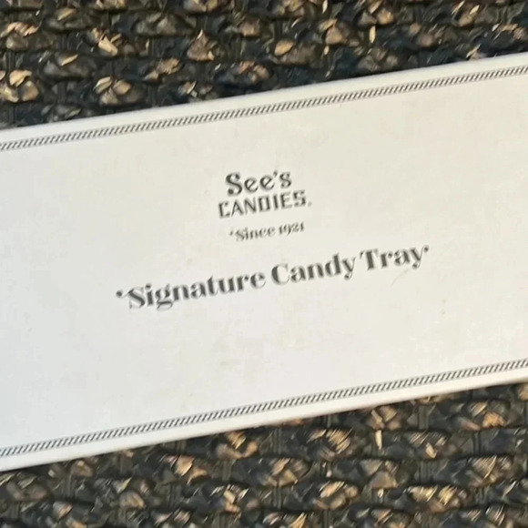 See’s Candy Signature Candy‎ Tray - Picture 6 of 8